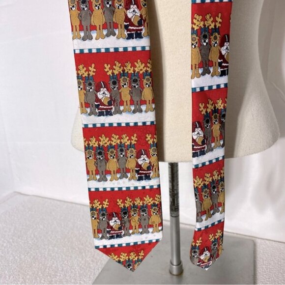 5/$25 George Christmas Santa Reindeer Festive Tie - Picture 9 of 9